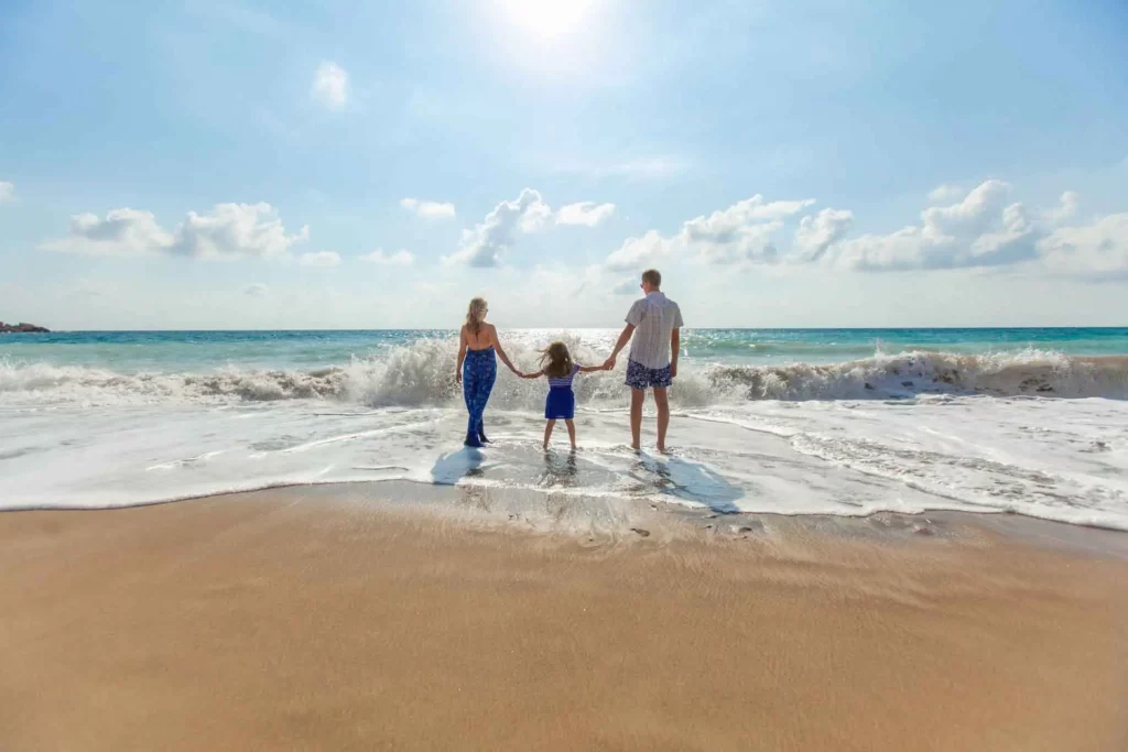 Efficient Dependent KITAS services by Bali Visas: Secure family stay.